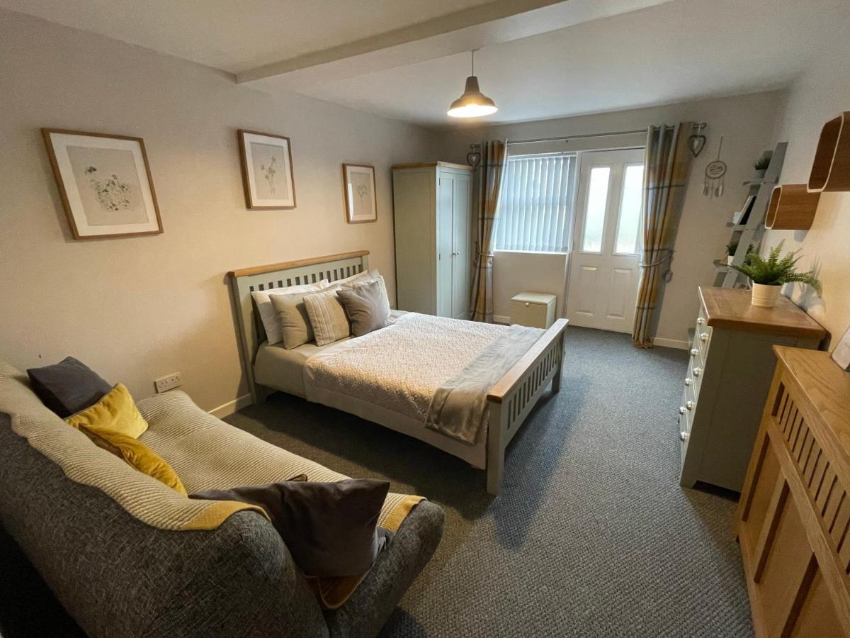 Westend Holiday Let 2 Brecon Eksteriør billede